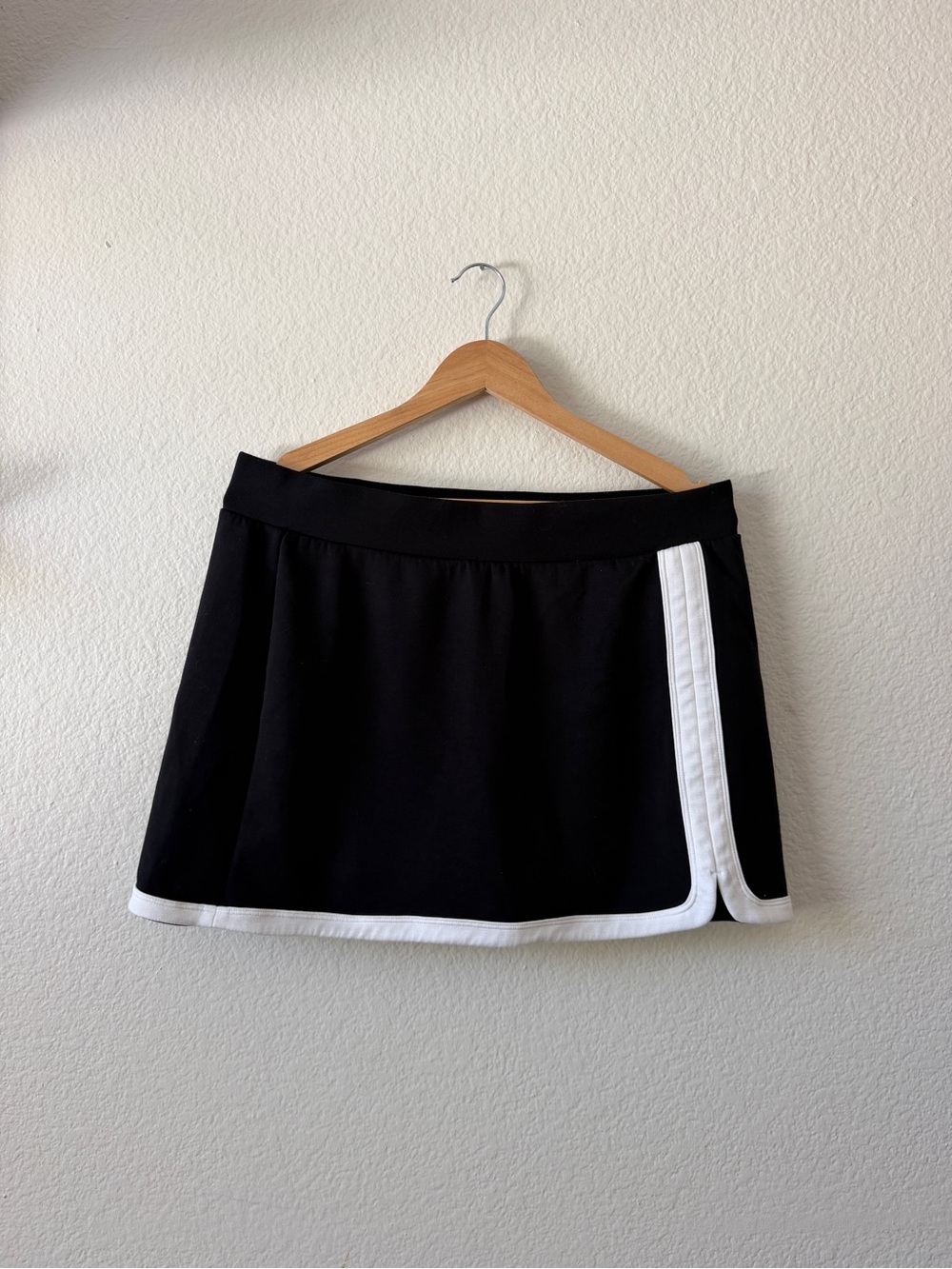 JoyLab Black Athletic Skort | Built-In Shorts | Women’s L